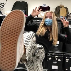 Meet your Posher, Riley